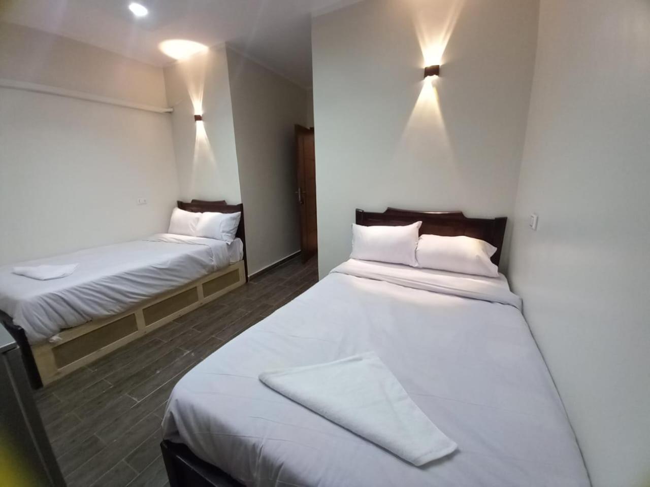 Khufu Pyramids Hotel Kafrat al Jabal ภายนอก รูปภาพ